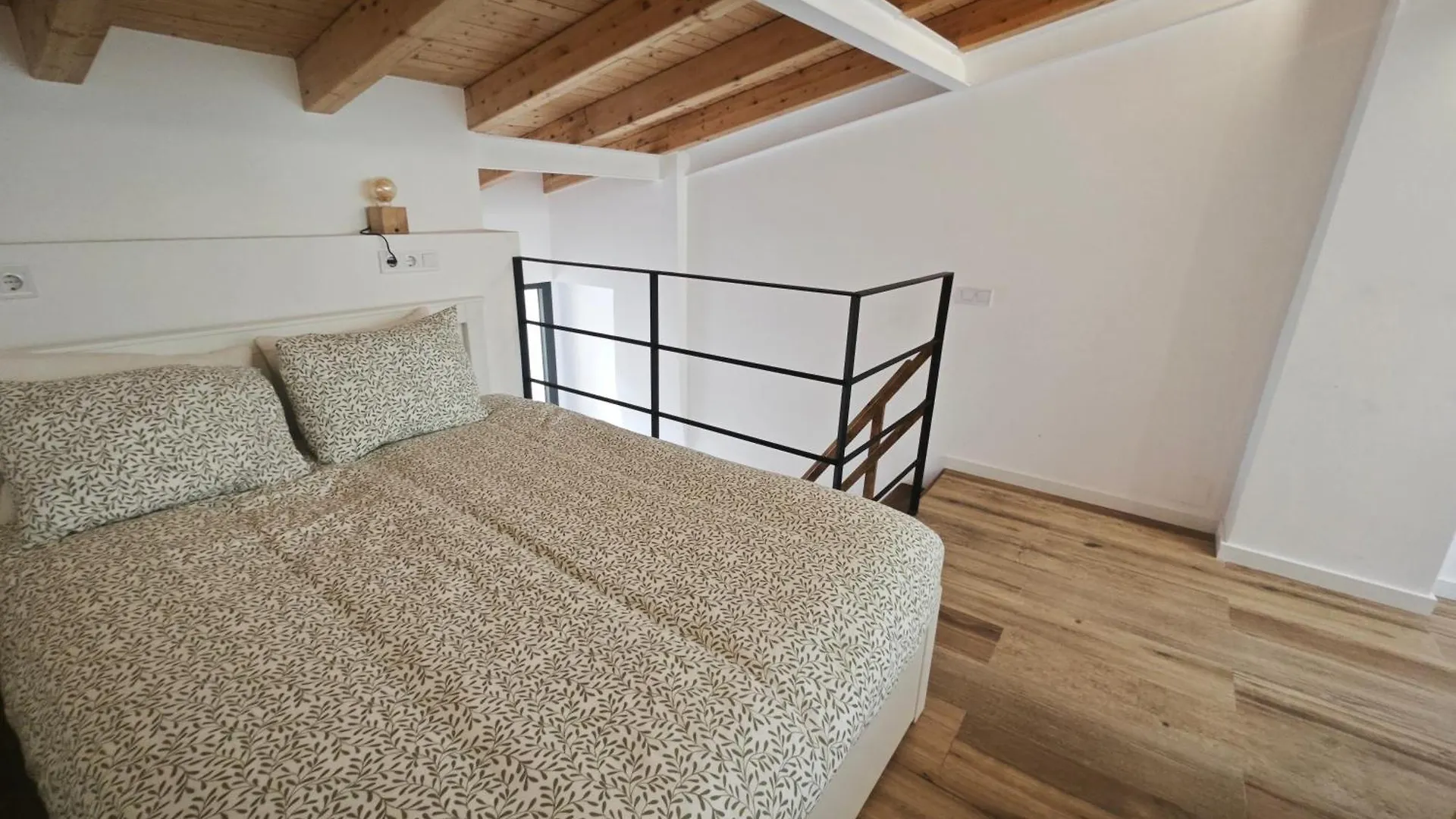 Antic Manresa Atico Apartment Spain